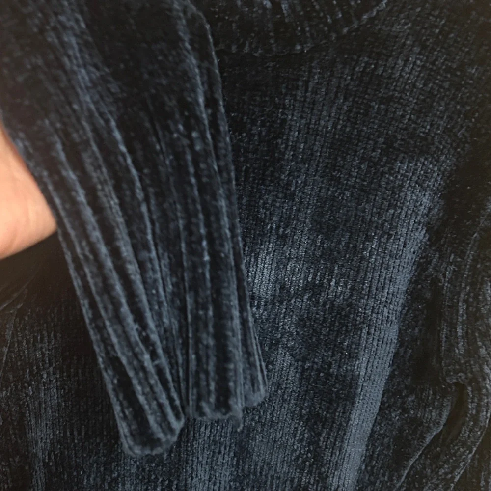 Buffalo David Bitton Deep Blue Crew Neck Sweater size medium - Picture 5 of 7